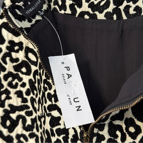 Kendall & Kylie Leopard Print Mini Skirt Women’s Small Back Zip - Picture 6 of 8